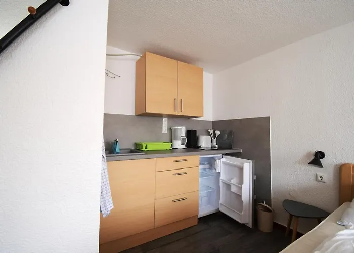 Bernsteinbaeder شقة Koserow